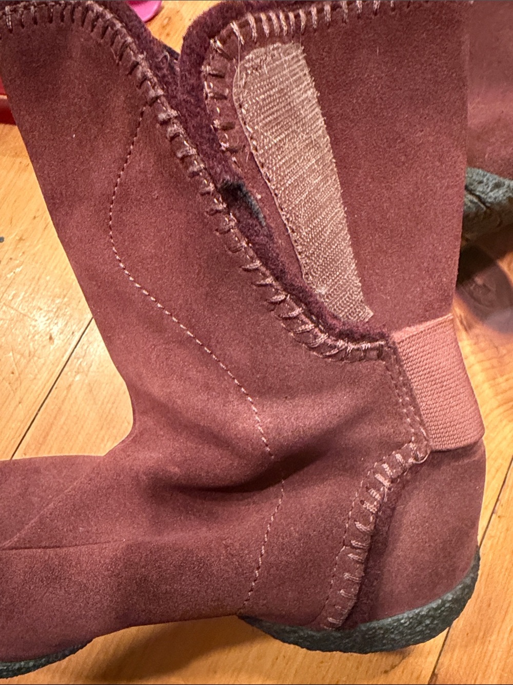 Keen Boots maroon wine color Suede Mid-Calf lined easy pull on 7.5 - Picture 7 of 11